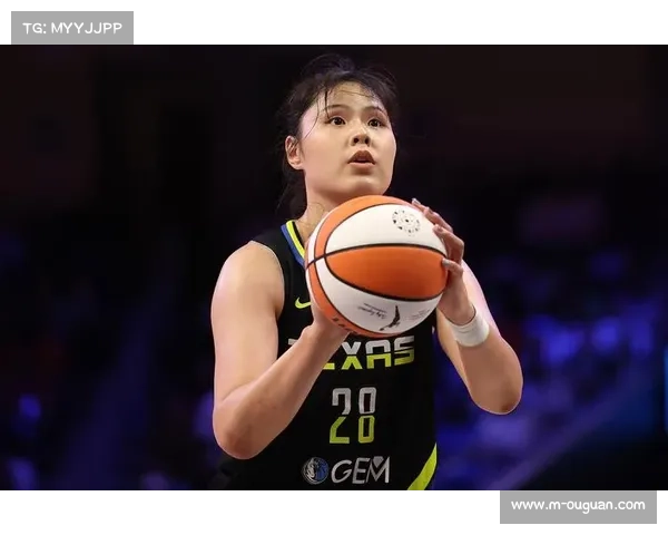 飞翼队队友称赞李月汝：她是一束光，积极融入球队